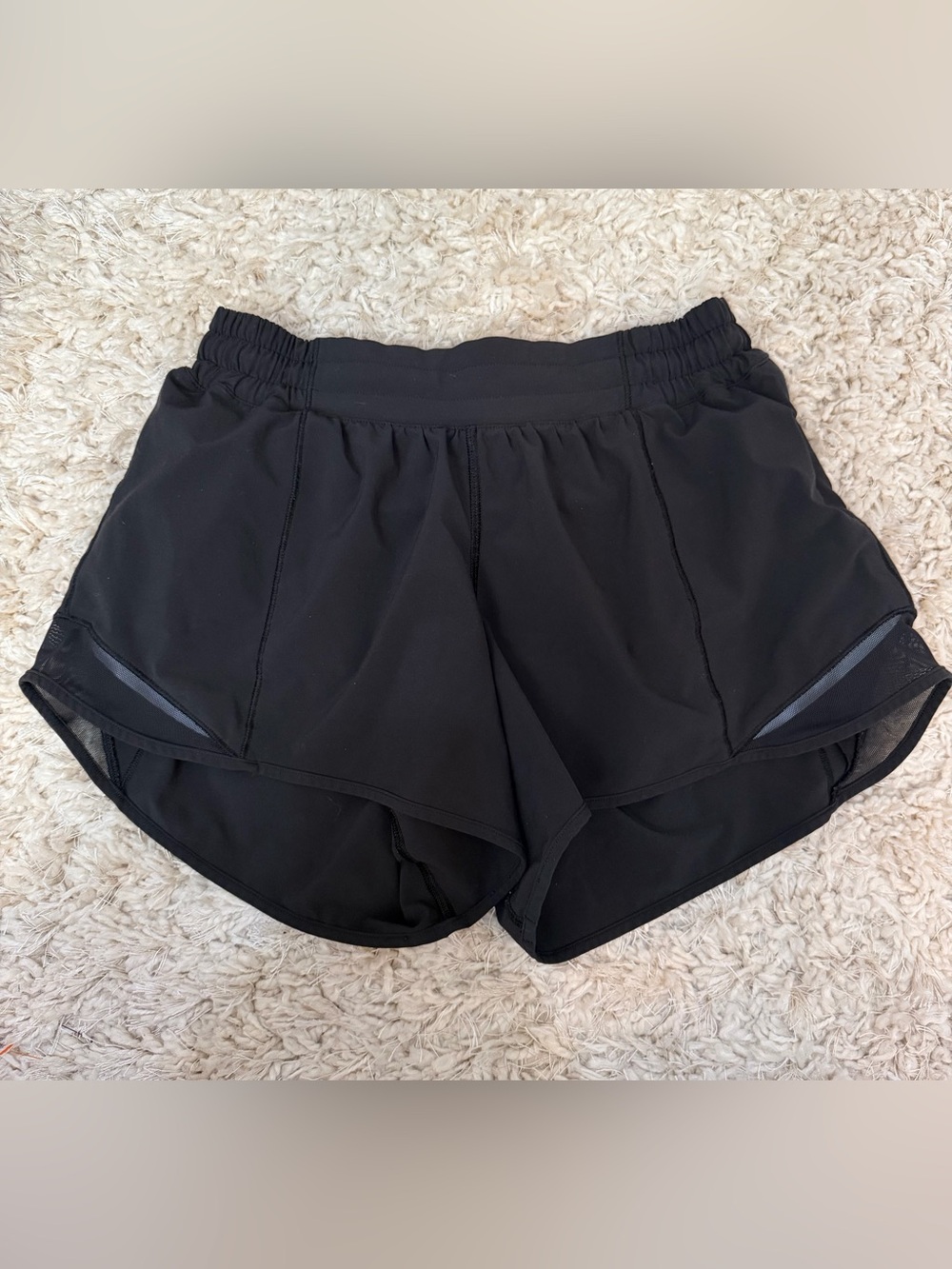Black Lululemon hotty hot shorts